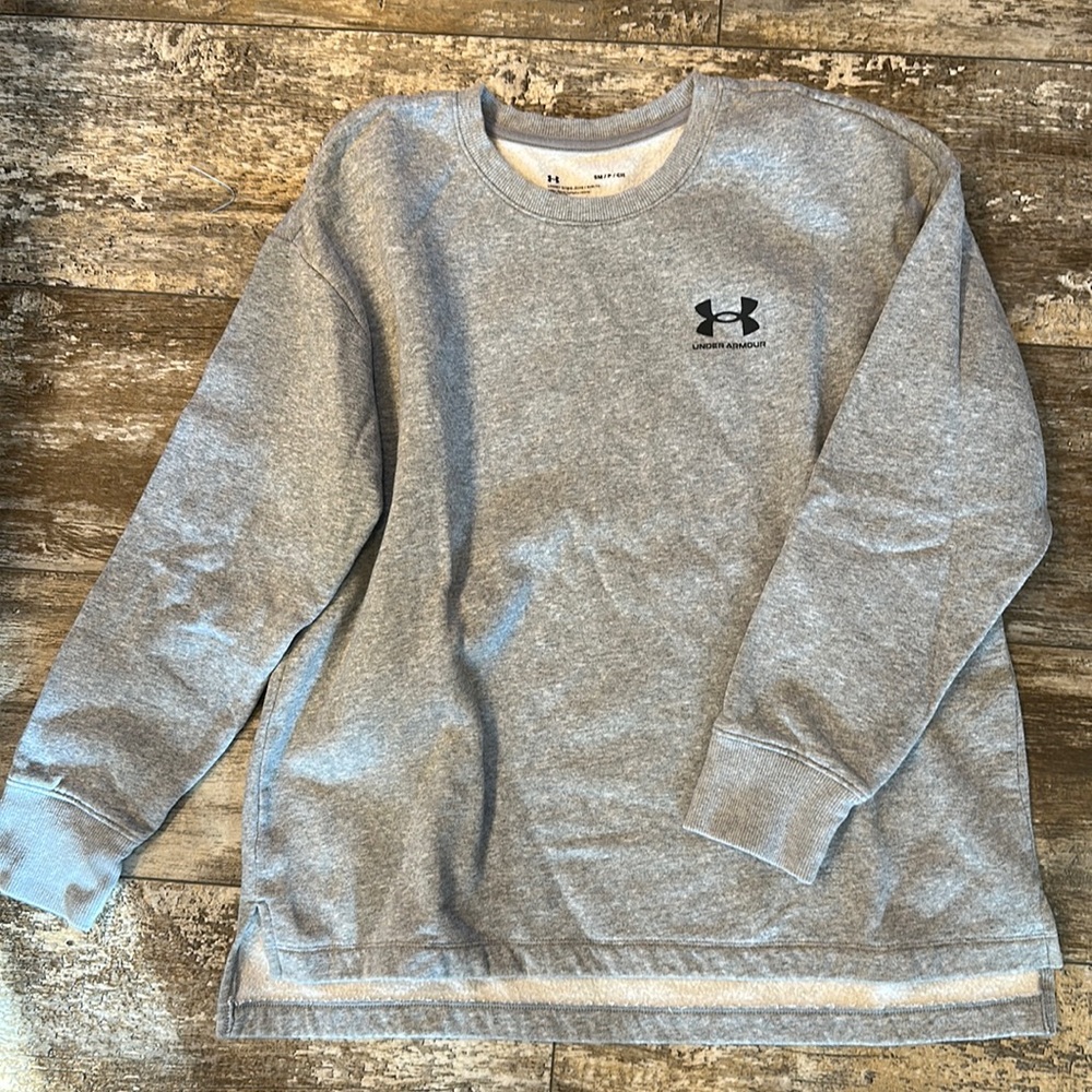 UA oversized fleece pullover